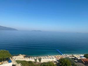 Sunny Hill Apartment