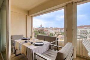 Appartements Bright 50 m in the centre of Sanary-sur-Mer : photos des chambres