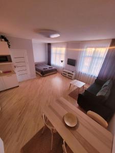 Great View Studio, self check in, free parking