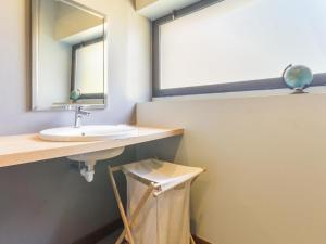 Spacieux écogîte en pierre avec jardin clos, proche de locéan et des plages, tout confort - FR-1-306-1032