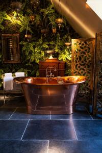 B&B / Chambres d'hotes Abbaye du Tresor : photos des chambres