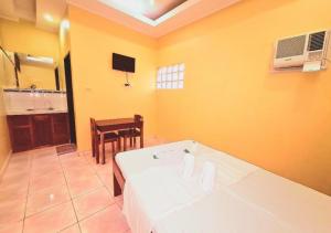 La-Familia Guest House