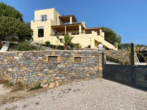 VILLA NOVA Leros