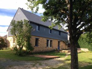 Maisons de vacances Gite Chemire-en-Charnie, 4 pieces, 8 personnes - FR-1-410-255 : photos des chambres