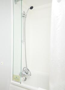 White Hart Hotel by Greene King Inns