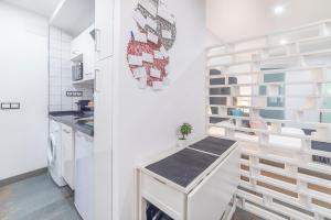 ESTUDIO 10 Junto a La Campana Alameda Setas