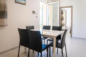 045b - Villetta Moderna 02-24E con VASCA IDROMASSAGGIO in giardino, solo 15 minuti da Mare e Spiaggia - Posto Auto GRATUITO