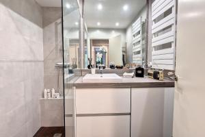 HENRI CAMILLE REAL ESTATE - GOYA - One bedroom close center