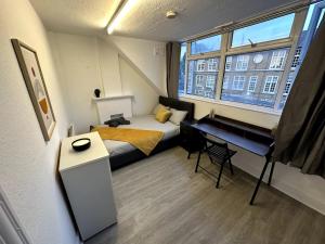 Wonderful 2 bedroom on Tower Bridge