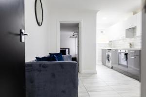 Chic Urban 2 Bedroom Apartments