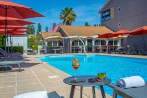 Hotels KYRIAD MARSEILLE EST - Aubagne Gemenos : photos des chambres