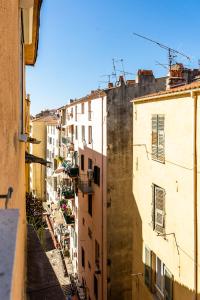 Hotels Hotel Du Golfe : Chambre Double - Côté Rue