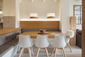 Port Luxe by FeelFree Rentals