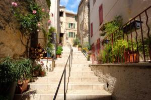 Maisons de vacances Charmante maison de village avec sa terrasse : photos des chambres