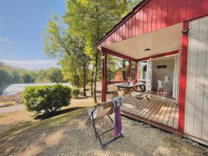 Villages vacances Les Chalets du Perigord : Chalet Supérieur