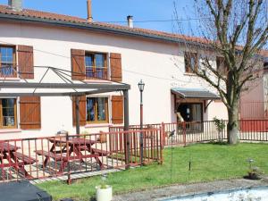 Maisons d'hotes Guestroom Xivry-Circourt, 1 piece, 2 personnes - FR-1-584-207 : photos des chambres