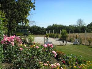 Maisons d'hotes Guestroom Bouges-le-Chateau, 1 piece, 2 personnes - FR-1-591-534 : photos des chambres