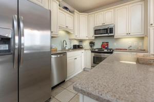 Phoenix VI 6015 condo