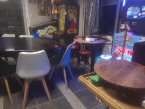 Appartements L'EscalED - Nice Flat + Arcade room (free games) : photos des chambres