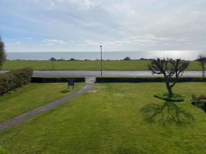 La de da Frinton on Sea