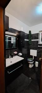 Dama Apartment
