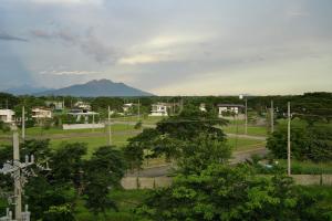 Nuvali Laguna Amaia 2BR free parking @ The Sanctuary near Tagaytay and Carmelray Industrial Park