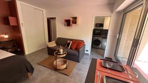 Les Appartements dEdmond Rome Favier