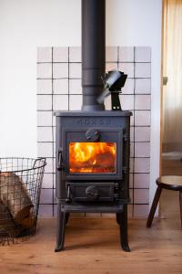 Knus boshuisje onder de eiken