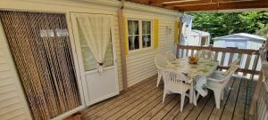 Campings Bungalow dans residence privee : photos des chambres