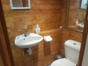 Chalets Holiday Chalet 2 Set in Country side : photos des chambres