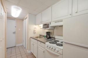 BO - Studio w Balcony and Ocean View - 203, 604 - Ocean City MD