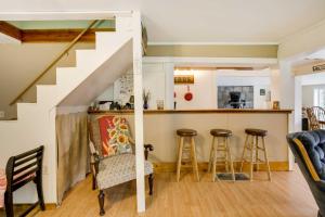 Peaceful Fishermans Paradise with Deck and Fire Pit!