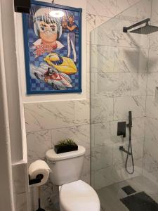 Centrally Located Room - 5