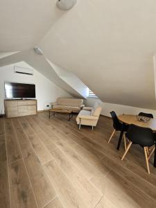 Harmony suites