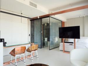 Bliska Wola Tower - UNIQUE Apartments 4YOU - 18 piętro z pięknym widokiem na centrum Warszawy