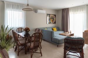 Aelia Seafront 2 BDR Villa by Hospi