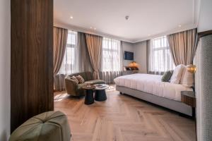 Junior Suite room in Hotel Du Parc