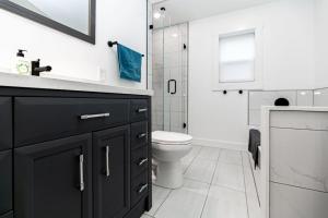 Lovely 1 Bedroom Suite Near Town