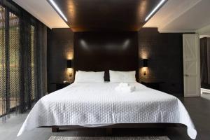 Bachelor Party Guard Jacuzzi Pool