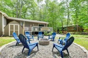 Near Skiing and Hiking Gouldsboro Home with Hot Tub - Fells Corners