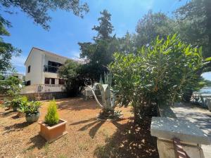 Apartments by the sea Stara Novalja, Pag - 4143 