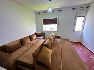 Residence Al Kasaba - Spacious apartment with swimming pool and direct access to sea