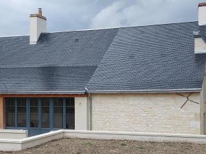 Maisons de vacances Gite de charme avec jardin au coeur des chateaux, WiFi, parking inclus - FR-1-381-543 : photos des chambres