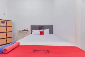 Reddoorz near Juwata Airport Tarakan - Tarakan