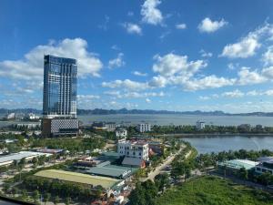 Sweet Home Halong Bay View