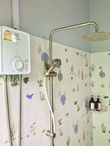 Boom Hostel Khao Sok