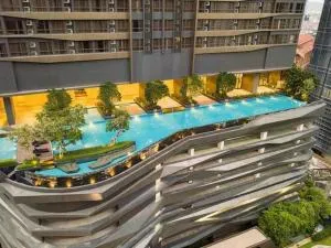 8 Kia Peng Suites Residence by Scape Stay - Kampong Dollah