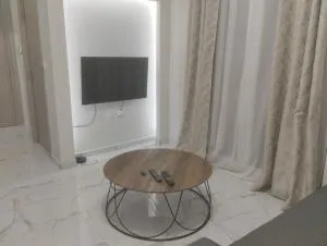 Peggy's Superior Apartment - Perístasis