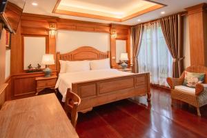 Rich Garden House Hotel