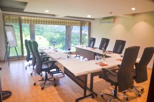 7 Apple Resort, Lonavala